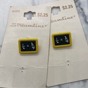 Streamline Yellow Chalkboard Buttons Vintage School Teacher K1275